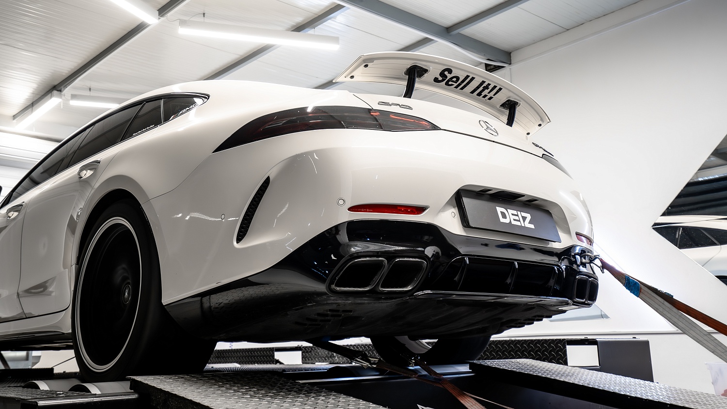 Mercedes S580 Digital Light Upgrade & Custom Animations